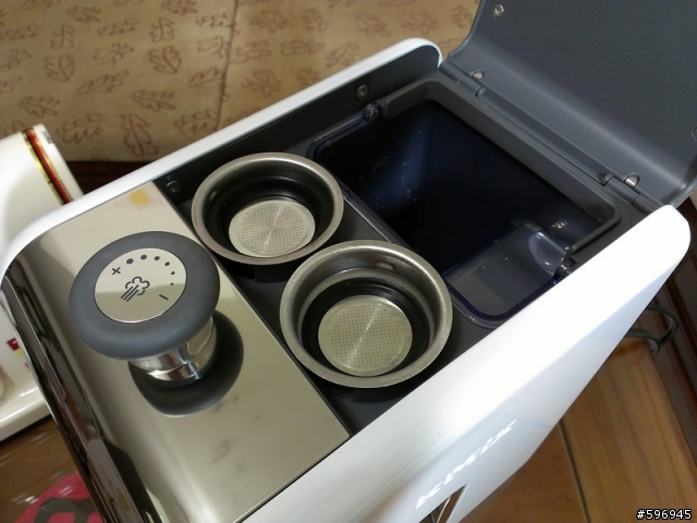 [外貌協會]白色家電Kenwood kMix義式濃縮咖啡機+Tiamo 700S 磨豆機