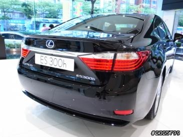 (感謝各位 已經決定) 跑遍展示間的體驗 – benz、BMW、LEXUS、AUDI試乘與配備心得比較