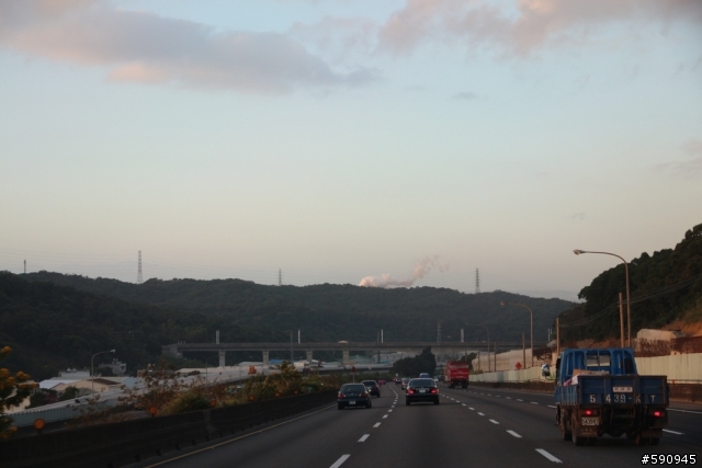 繼S5 之後,SUV 四極燈塔環島24耐完成!