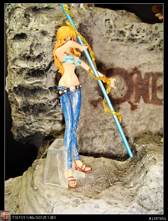 仿石造S梯形場景海賊王專屬展示台