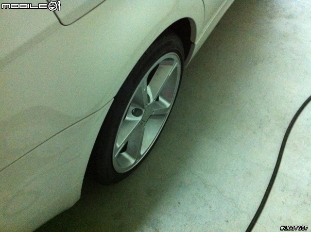 BMW E90 320I 輪框修復實況 正AC 18吋