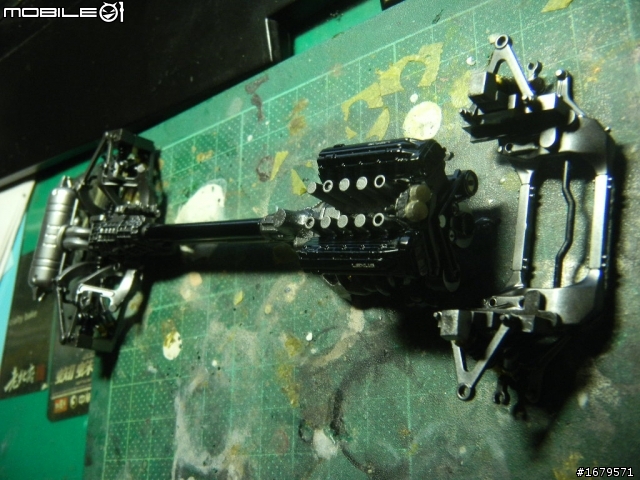 [1/24車模改裝分享] 雙神會戰 東洋神劍(LFA)vs東瀛戰神(GTR) 製作第2篇
