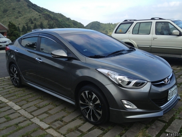Elantra 旗艦版 兩天駕駛心得