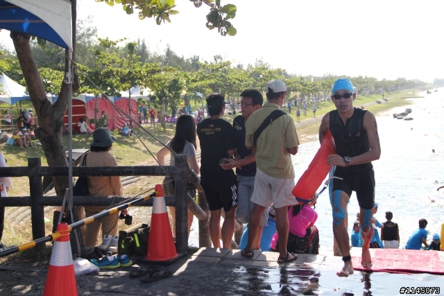 尋回遺忘一年證書之20121014台東活水湖鐵人三項！