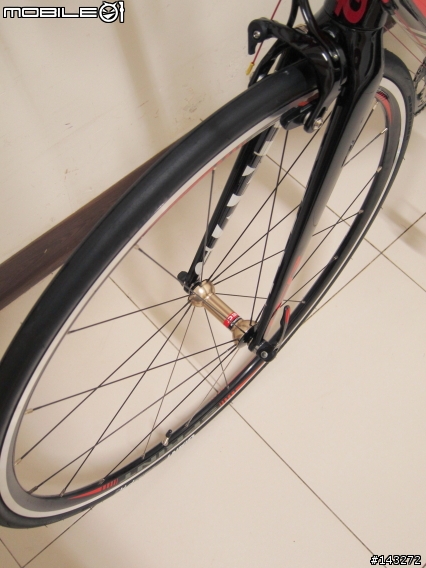 【簡單開箱】2013 GIANT TCR 2 (黑/紅)