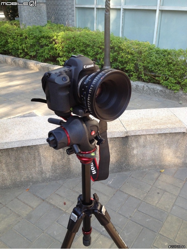 [開箱] Manfrotto 755CX3+MH055M8-Q5搭配Zeiss CP.2