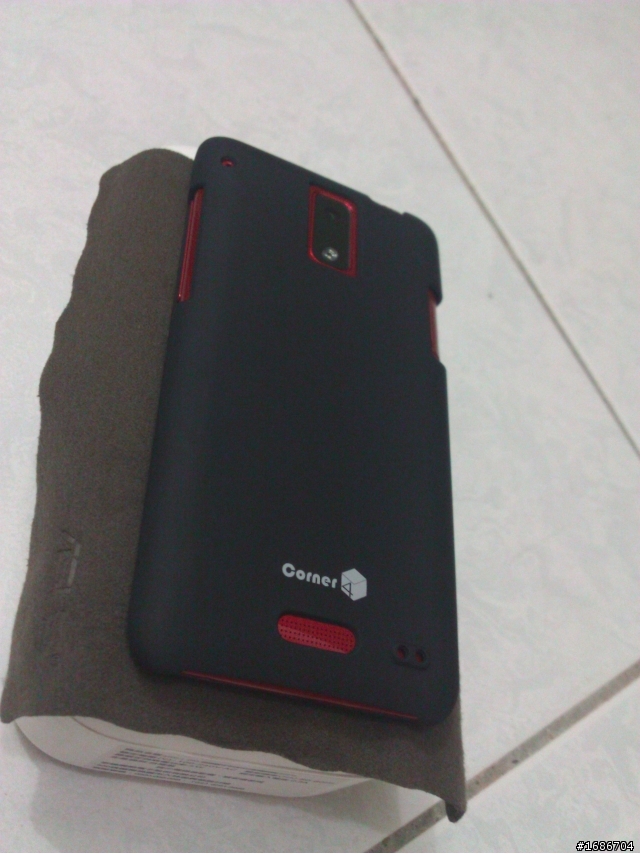 我的第一次開箱 獻給HTC J (好緊張)