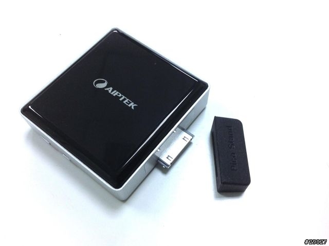 輕巧全能的 iDevices 微投影 i50D