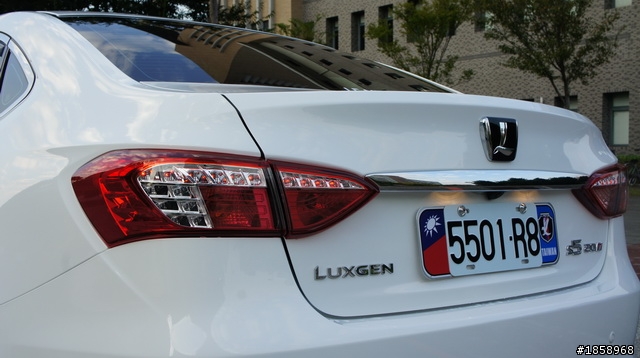 [開箱] 未來.全面解析LUXGEN 5 Sedan開箱報告1