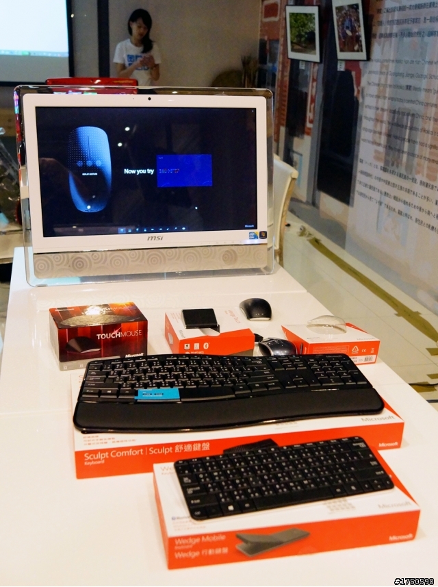 Microsoft 打造專屬 Windows 8 觸控滑鼠及鍵盤