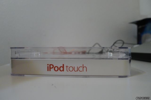 iPod touch 5th in red 開箱
