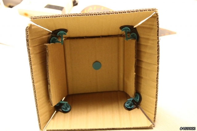【我是聖誕老公公】萬聖節遊戲城堡裝置 – 回收素材DIY