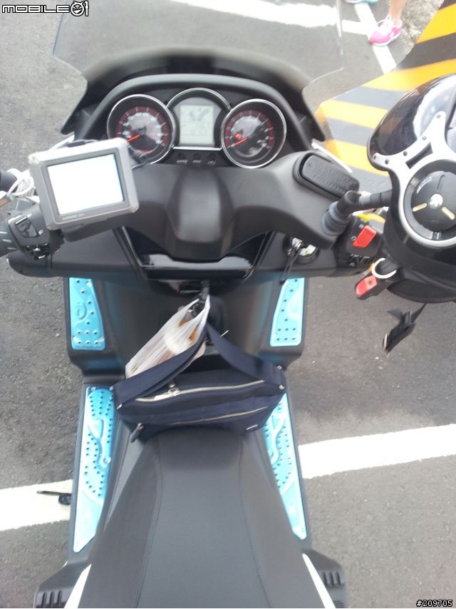 nikita 300 開箱文兼車城土地公廟試駕-第一次發開箱文- 圖多
