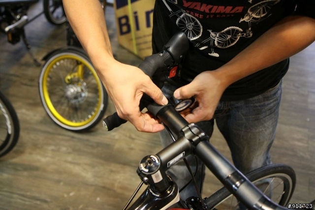 道卡斯TAOKAS STRIKER SL+STARBIKE輪組開箱 同好也一起來簽到