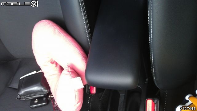 <開箱>好玩、好開、好安全又好省油的PRIUSC