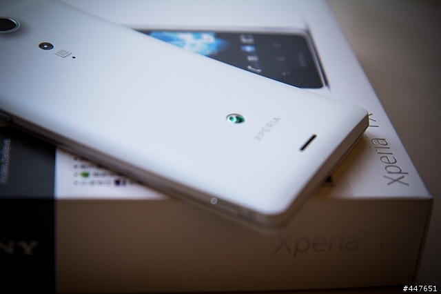 [開箱] SONY XPERIA TX 珍珠白 (附實拍照)