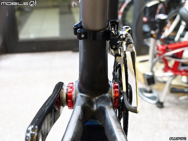 [組裝分享] 2012 Carrera Veleno ISP Road Bike……消鈦黑鷹的展翅翱翔記