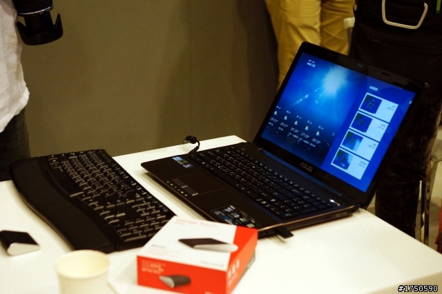 Microsoft 打造專屬 Windows 8 觸控滑鼠及鍵盤
