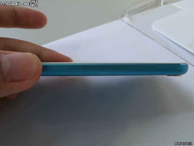 藍色iPod Touch 5開箱!!