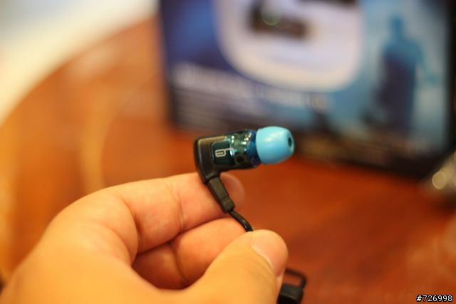UE900開箱 UE900 vs TF10