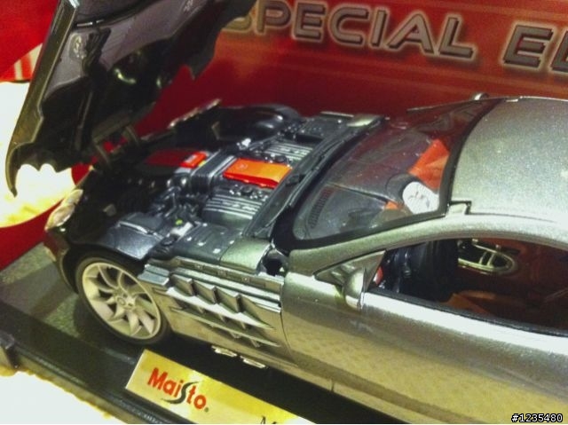「開箱」Maisto Mercedes SLR McLaren