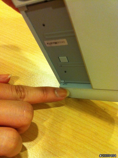 ((分享)) 讓iphone也變黑莓機~新奇的過期玩具>>inature 藍牙鍵盤保護殼