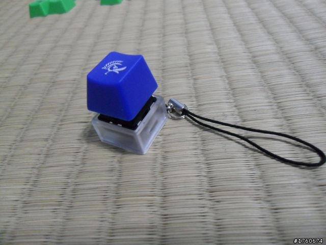 [開箱] Ducky DK-1008 Cherry 青軸 中文雷刻機械式鍵盤