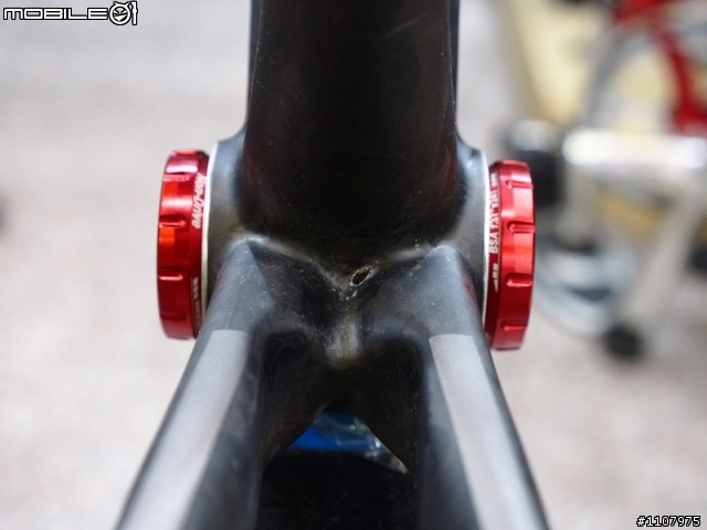 [組裝分享] 2012 Carrera Veleno ISP Road Bike……消鈦黑鷹的展翅翱翔記