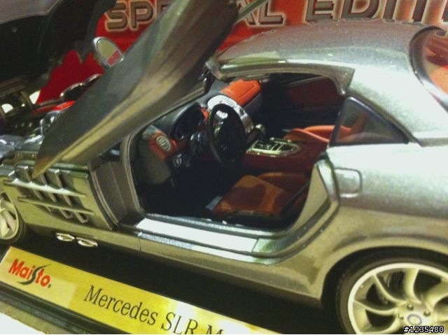 「開箱」Maisto Mercedes SLR McLaren