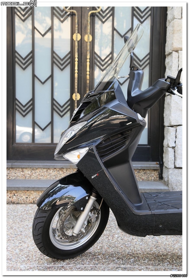 【開箱】黑色 SYM RV180 Euro『環台騎跡計劃 ?』
