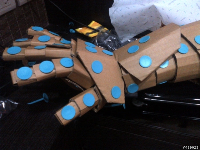 鋼鐵人 MARK VI 1:1 模型製作過程分享 – 紙箱手創 DIY
