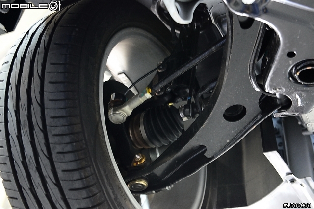 Luxgen S5 2.0T一千公里定保並附S5車身底部照片分享