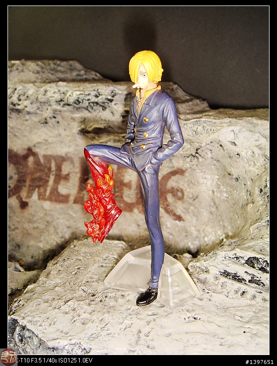 仿石造S梯形場景海賊王專屬展示台