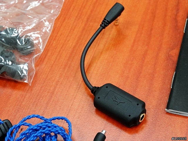 【搶先開箱】UE900公司貨 來啦!! - 報修回來了!!