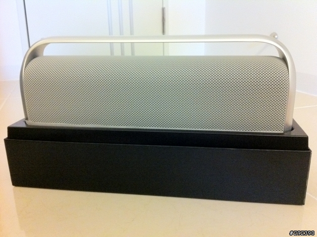 Logitech UE Boombox 藍牙無線喇叭（首次開箱）