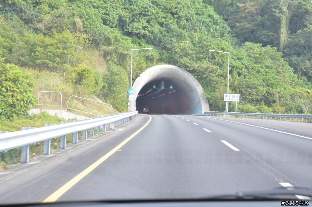 10/20  LUXGEN 7 MPV 20小時逆時鐘環台測油耗(全）