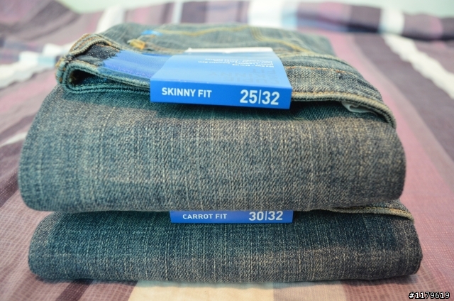 [分享][更新實穿]情人也要一起Jeans by adidas originals.