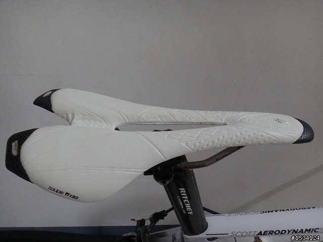 應該是全台首發的2013年  SCOTT FOIL 10