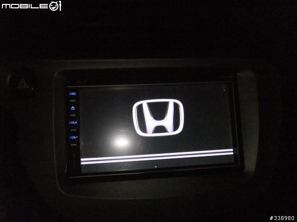 求救!這是哪一牌的車機?