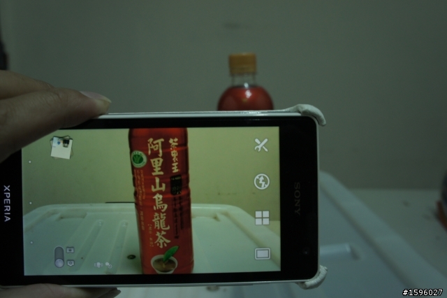 Sony Xperia tx 旗艦機 主打的照相是這種水準???