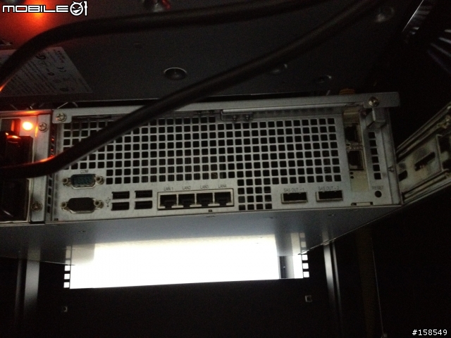 [拆箱]400T 佰萬-設備登場 Synology RS10613xs+ 開箱篇一次開4台