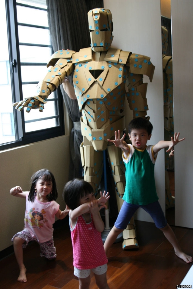 鋼鐵人 MARK VI 1:1 模型製作過程分享 – 紙箱手創 DIY
