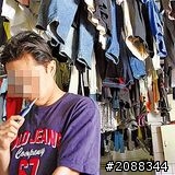 慘 台北籠民 v.s 爽 小資OL