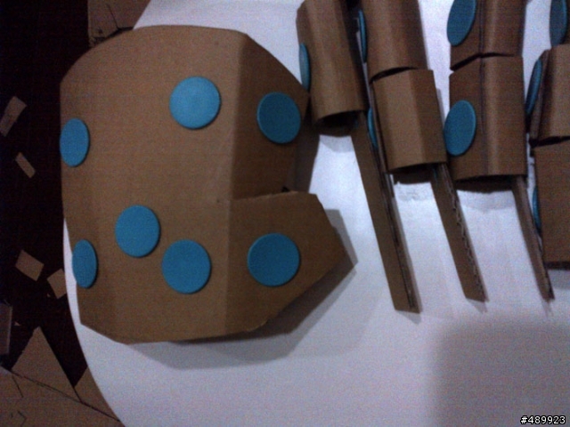 鋼鐵人 MARK VI 1:1 模型製作過程分享 – 紙箱手創 DIY