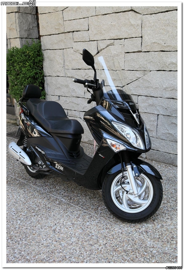 【開箱】黑色 SYM RV180 Euro『環台騎跡計劃 ?』