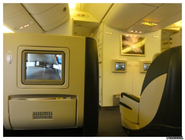 【日本。京都大阪慶生遊】第一次搭乘長榮商務艙