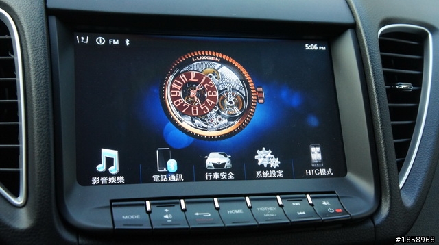 [開箱] 未來.全面解析LUXGEN 5 Sedan開箱報告1
