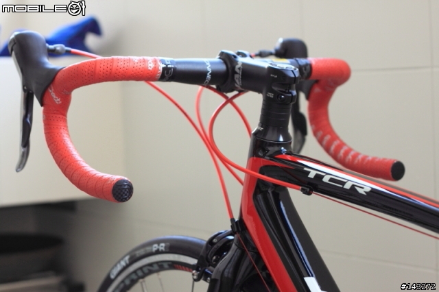 【簡單開箱】2013 GIANT TCR 2 (黑/紅)