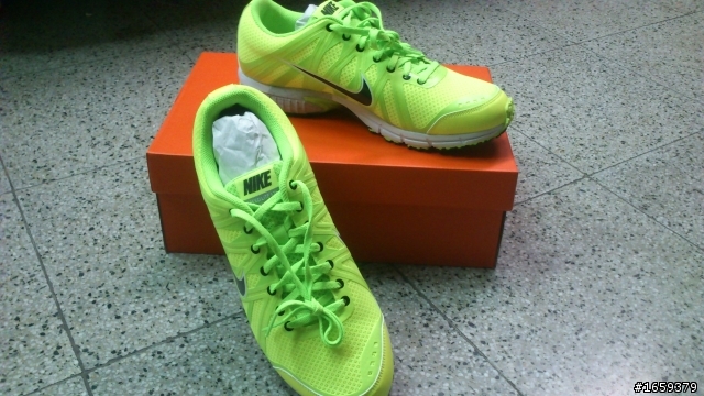 新手開箱文 NIKE Speed Lite st+4