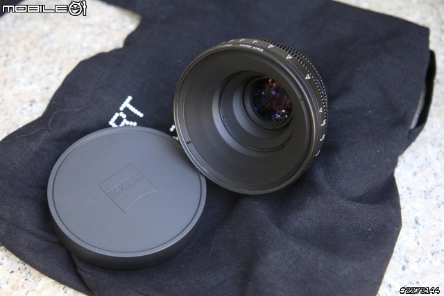 [開箱] Manfrotto 755CX3+MH055M8-Q5搭配Zeiss CP.2
